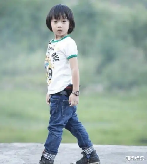 林志颖分享十年前度假照,kimi软萌可爱,是骗我生孩子系列