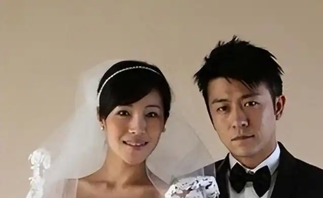 爷爷是制片人母亲是导演17年都没能捧红他结婚改名后火了