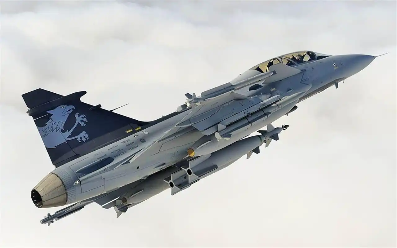 超酷的jas-39鹰狮战斗机特写图片桌面壁纸高清