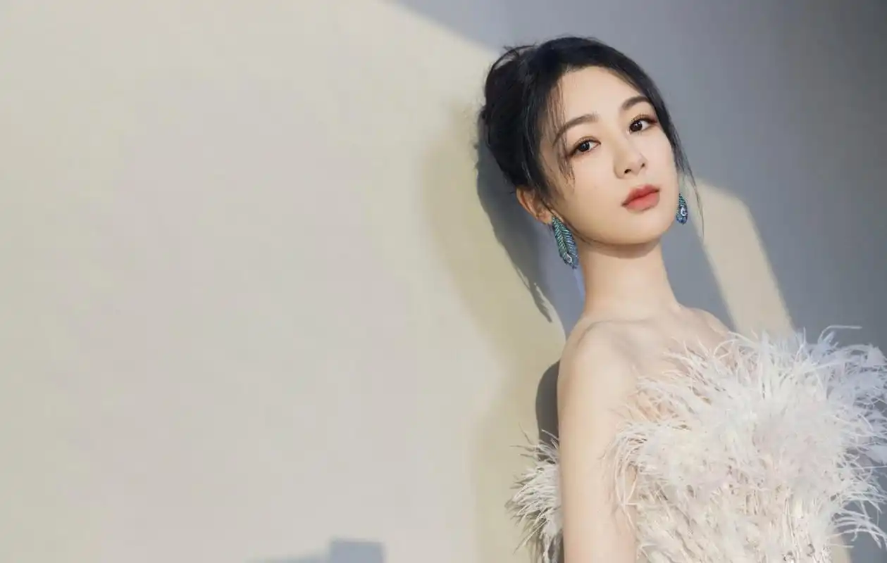 杨紫,从童星蜕变为影视界璀璨之星!