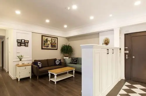 客厅进门玄关挡住沙发屏风隔断摆放效果图