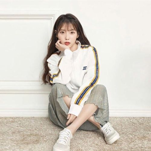 iu李知恩同款韩版上衣宽松ins卫衣立领拉链刺绣织带长袖chic外套