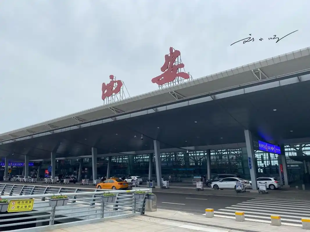 中国"最奇怪"的机场,名字里同时有两个地级市,好多游客都懵了
