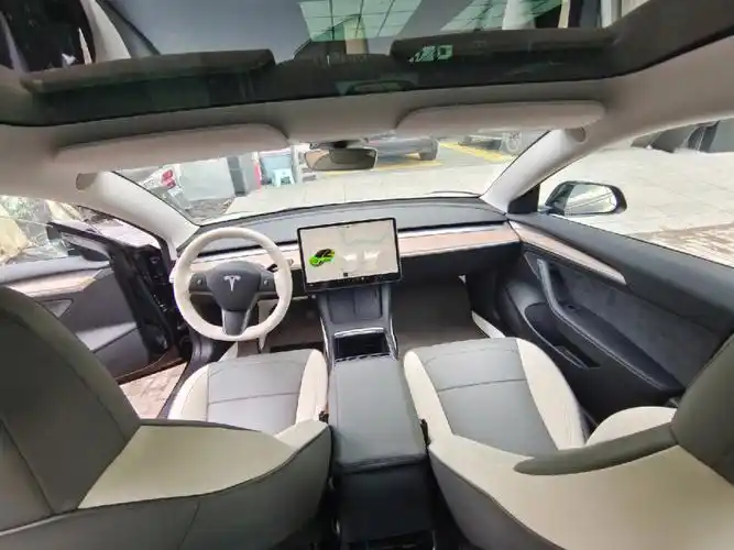 特斯拉内饰升级