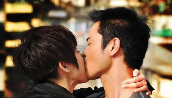 流氓律师和精英港女的那些事