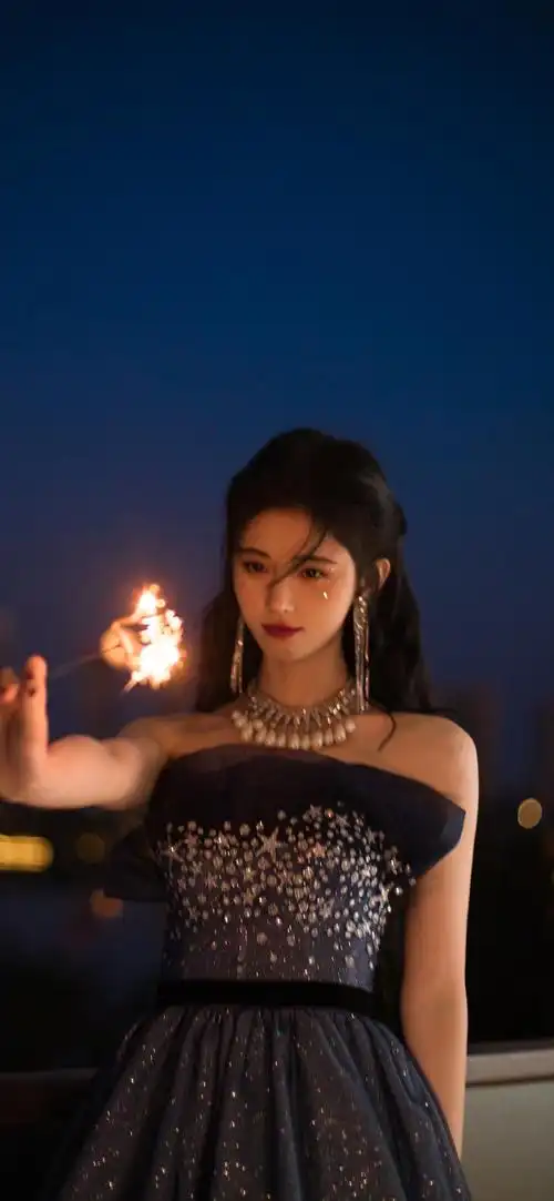 鞠婧祎星钻蓝裙性感高清手机壁纸