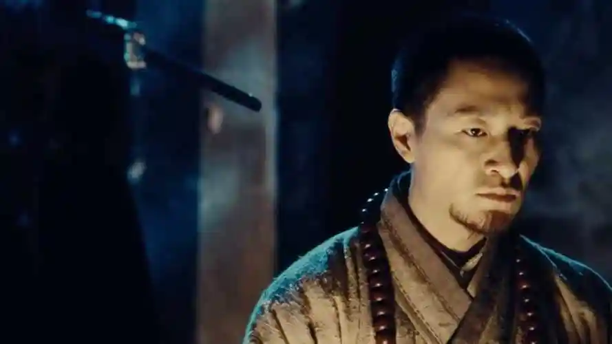 剑雨陆竹纠缠细雨三个月便剃度出家为细雨诵经祈佛