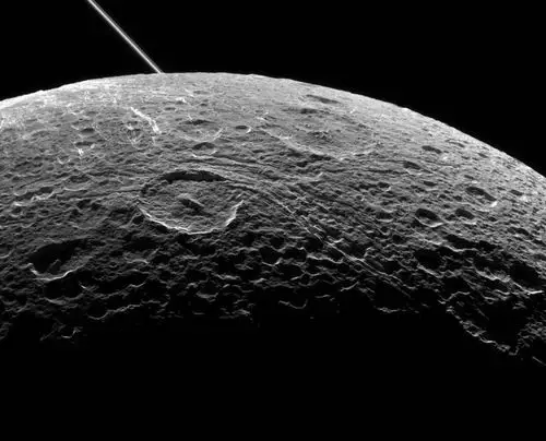 重温卡西尼号拍下的最壮观土星"近照"