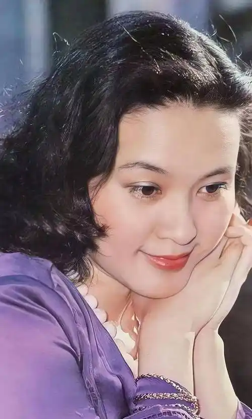 盘点80年代内地红极一时的美女明星们,网友评论:岁月从不败美人_张瑜