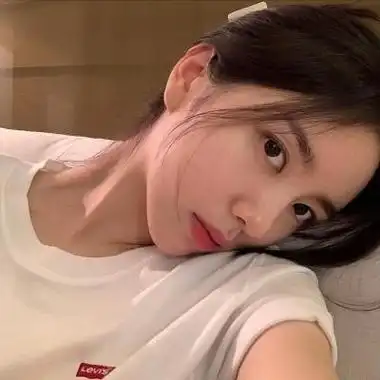 正脸女生头像干净高清好看的女生头像正脸干净