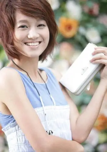 胡歌被曝曾恋上主持人朱丹 因性格不合已分手