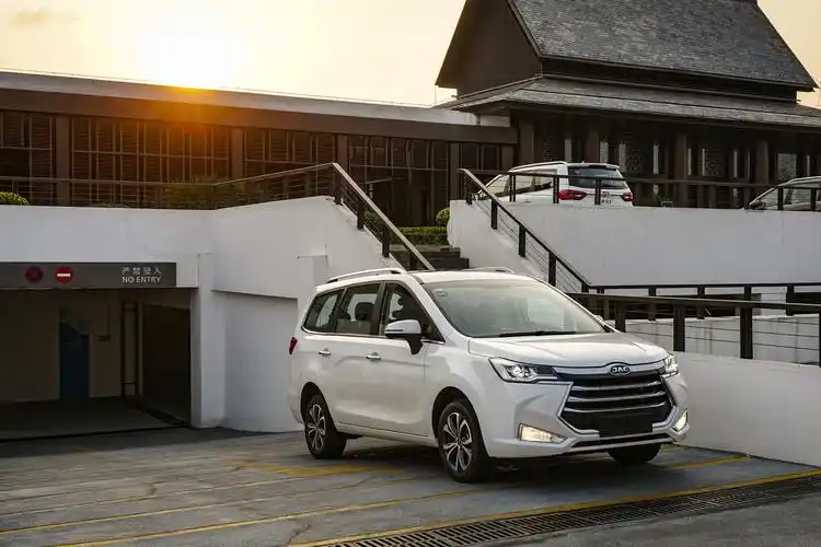 4月16日幸福来袭,瑞风r3将于jac品牌日上市