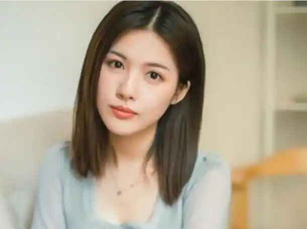 【        女生齐肩短发直发发型图片 】【        锁骨直发层次发型