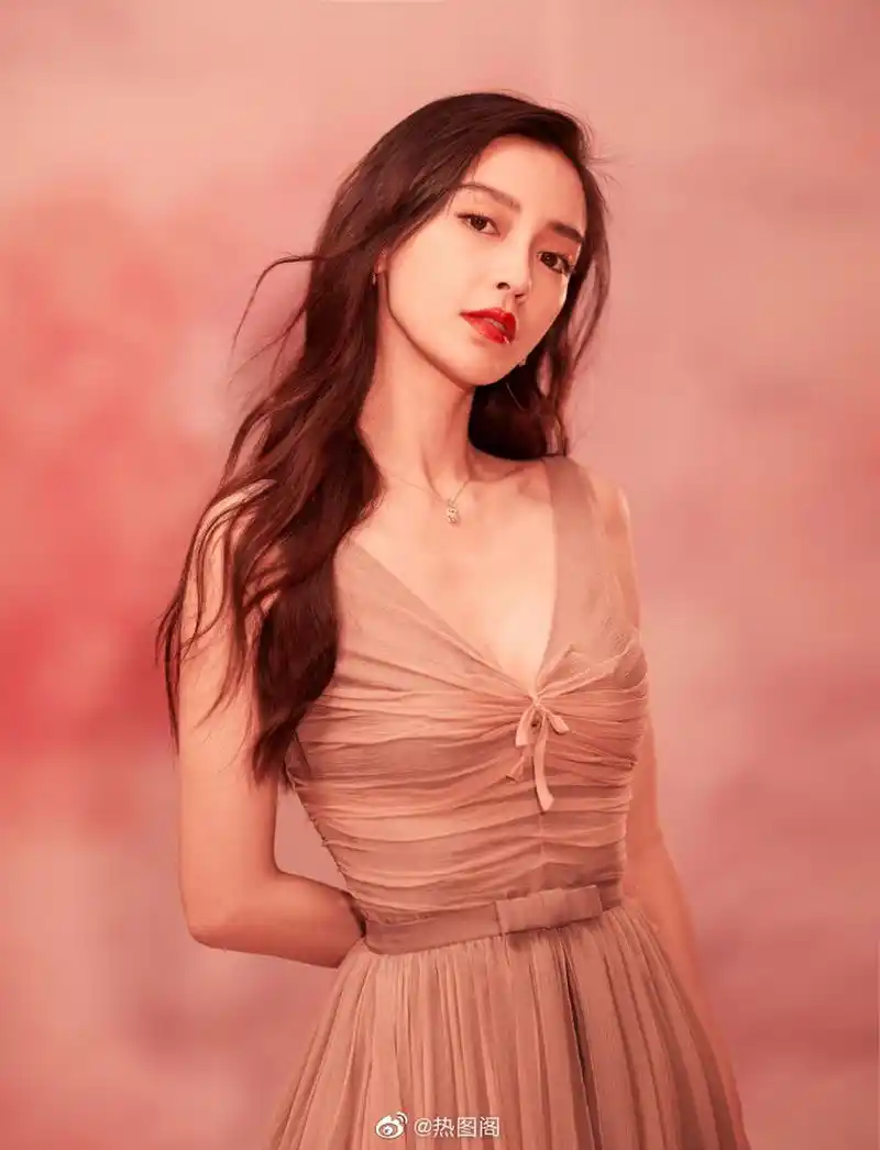 angelababy 粉色系写真