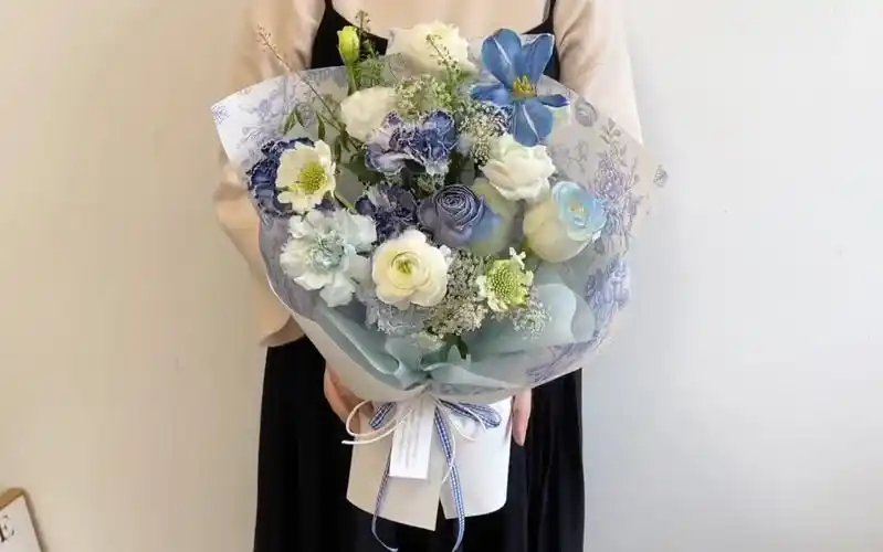 "随遇,随喜,随安"蓝色系小花束包装教程