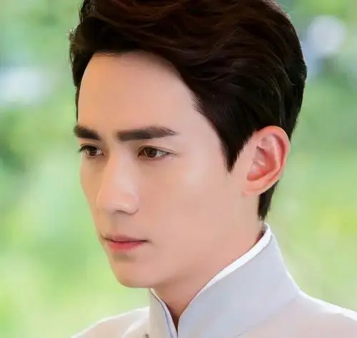 朱一龙饰演罗勤耕