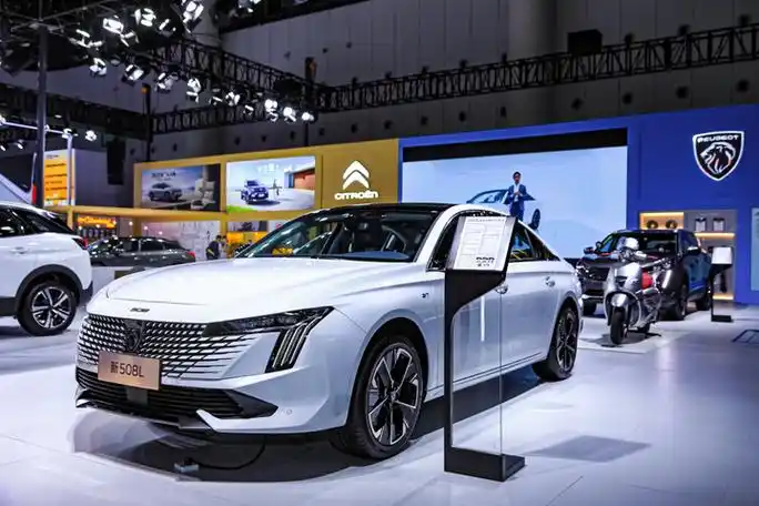 成都车展丨神龙汽车打出"组合拳",双品牌三款新车齐上阵