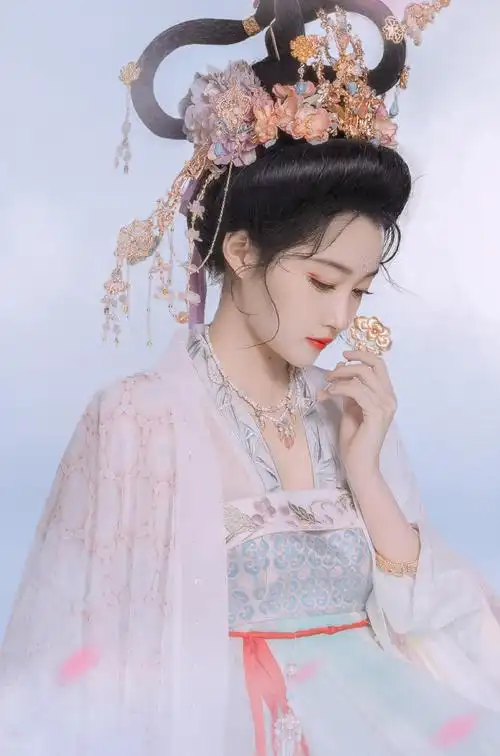 关晓彤国风百花妆##关晓彤百花神古风大片