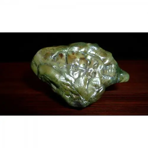 石馆 辰龙奇石  阿拉善早期地表套色玉化绿色马牙原石精品把件 藏品