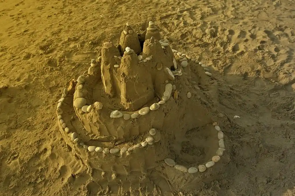 沙堡特写.顶部侧面图.夏季主题.