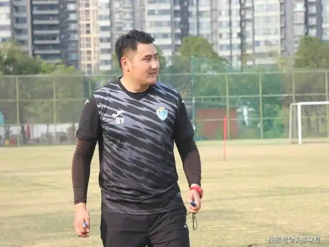 这位身高1米95的高中锋,很可能已经告别广州影豹,加盟了广西恒宸.