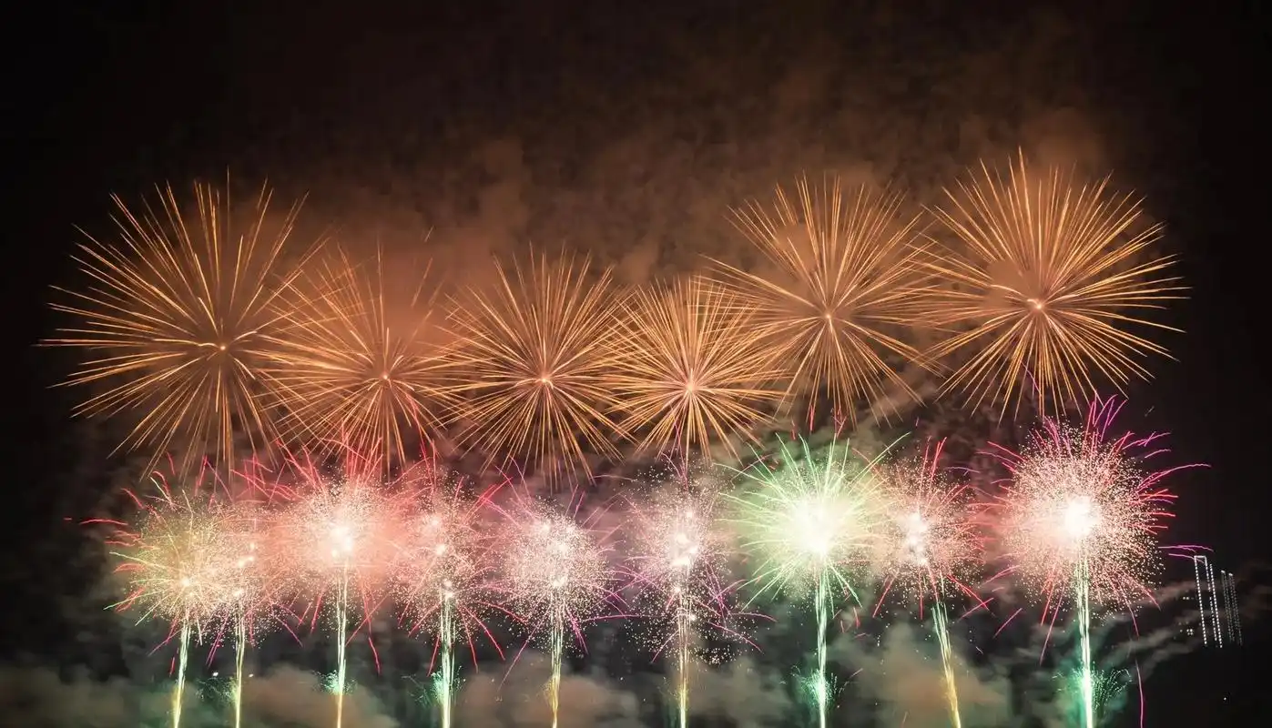 烟花怎么拍好看呢92.