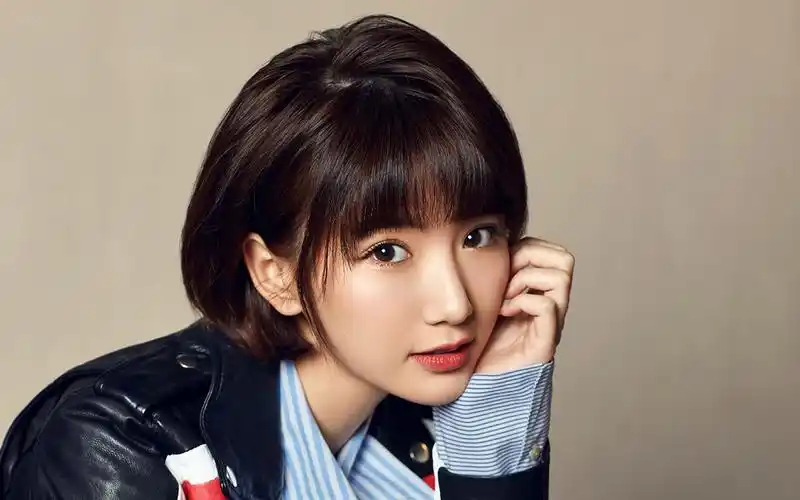 毛晓彤早春甜美写真图片桌面壁纸高清大图预览1920x1200_大陆明星下载