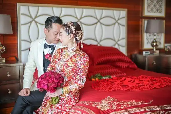 独家hefangjewelry设计师嫁人了婚礼超甜