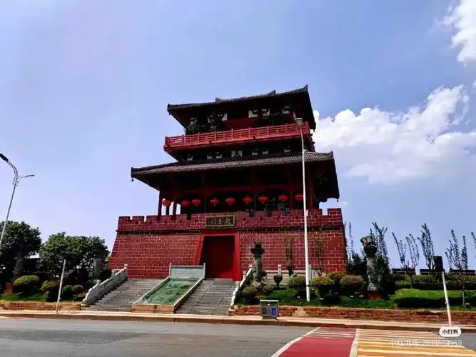 (搬)三国历女鄂州行  吴王城遗址滨江西山