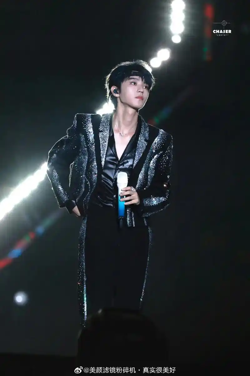 王俊凯西安演唱会.