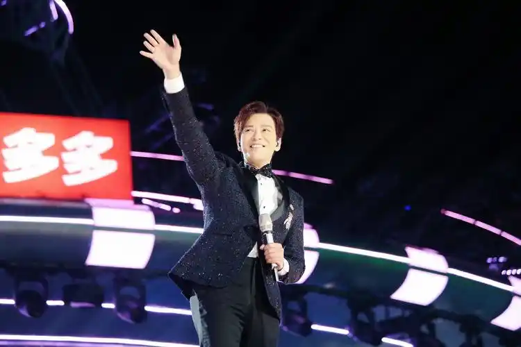 陈晓东首登内地跨年演唱会追光吧哥哥两度夺冠加入王炸组