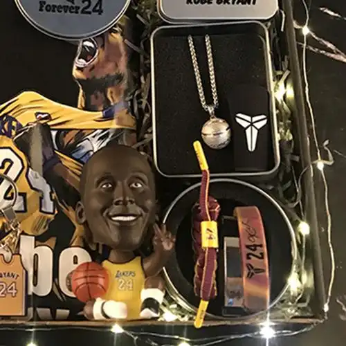 nba球星科比纪念品个性创意男生送人礼物周边篮球球迷用品礼盒