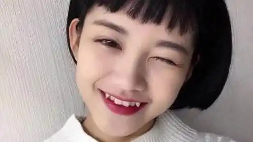 虎牙太凸医生却不让拔,我的虎牙还有救吗?