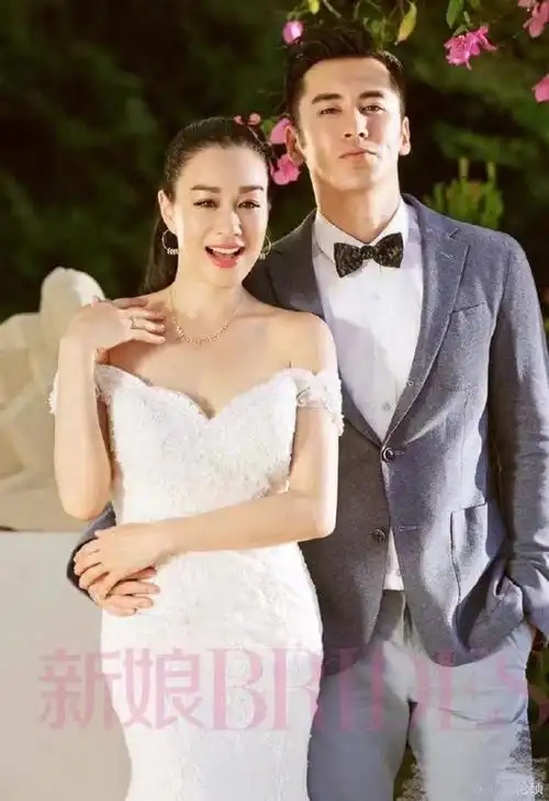 张伦硕为老婆庆生甜喊对方15岁人鱼公主50岁钟丽缇皮肤水嫩