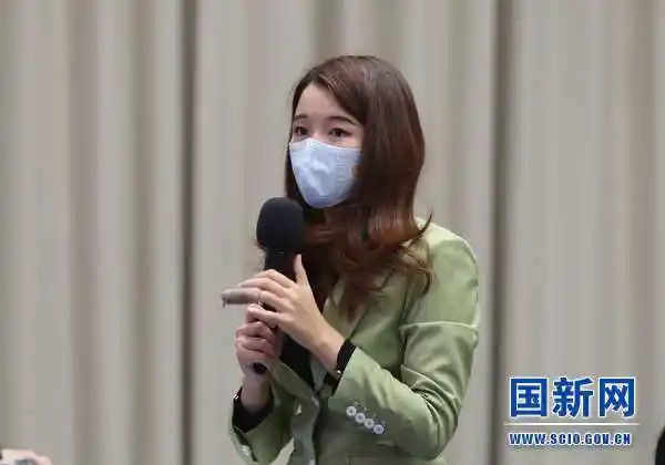 深圳卫视直新闻记者唐萍