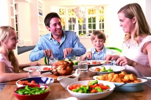 经济衰落让英国人回归家庭