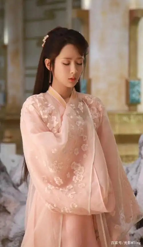 杨紫古装美图,有你喜欢的吗?