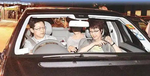 关菊英断背情获家人体谅对富贵女友有感觉图