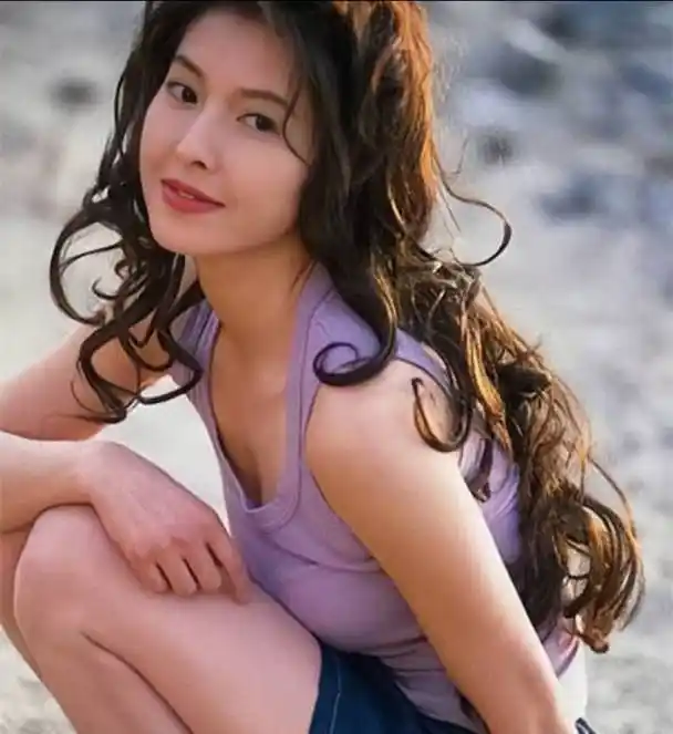 王晶怒骂吴镇宇前任"屎戏之王",过气港星李婉华确实不简单