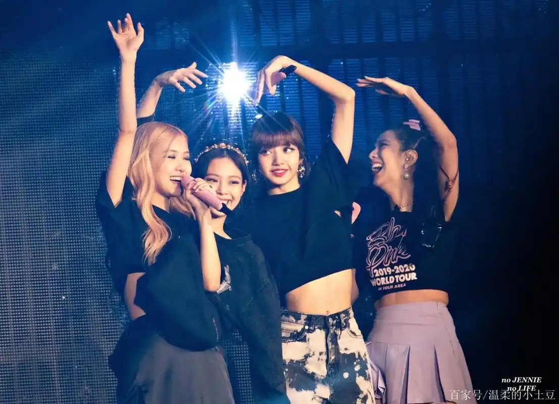 人气女团blackpink团体照奉上,四个神仙美颜,让你一饱眼福