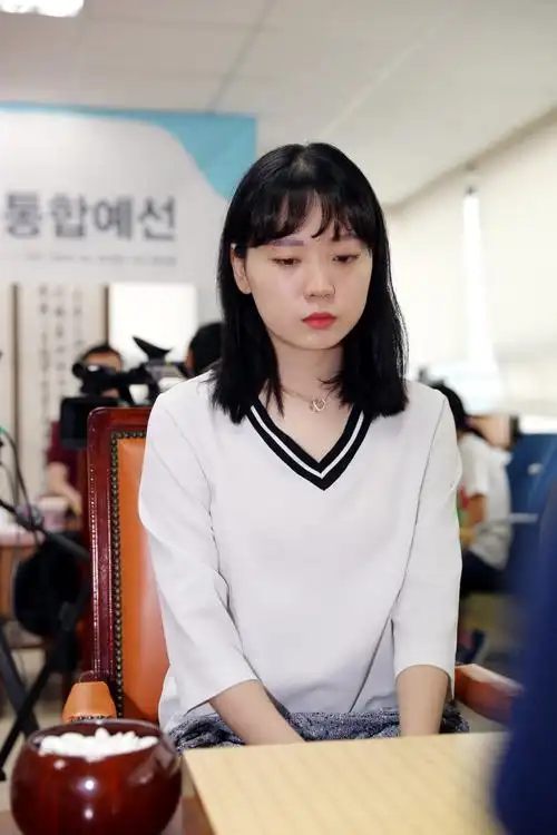 金彩瑛藤泽里菜vs陆敏全刘昌赫vs金承俊阿里·贾巴林徐奉洙vs朴映璨横