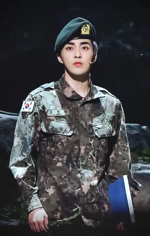 金珉锡超话7615#金珉锡全能爱豆#【金珉锡考古之旅-入伍篇】简单