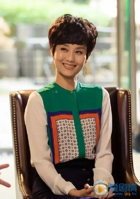 李颖海边照 李颖美丽的秘密剧照