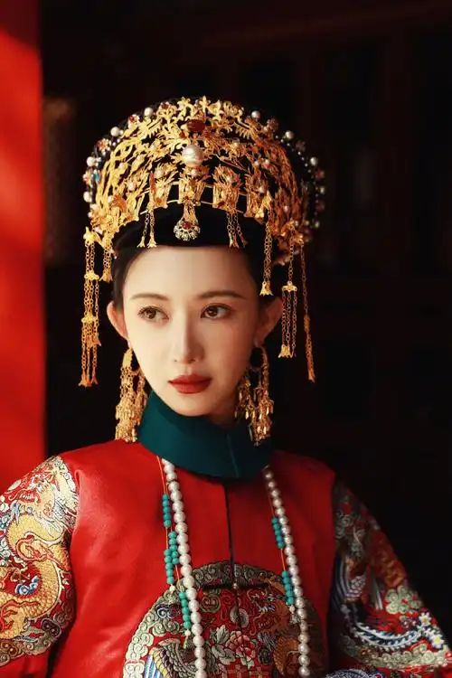 李奕臻刺绣国风大片##李奕臻宫廷古装造型