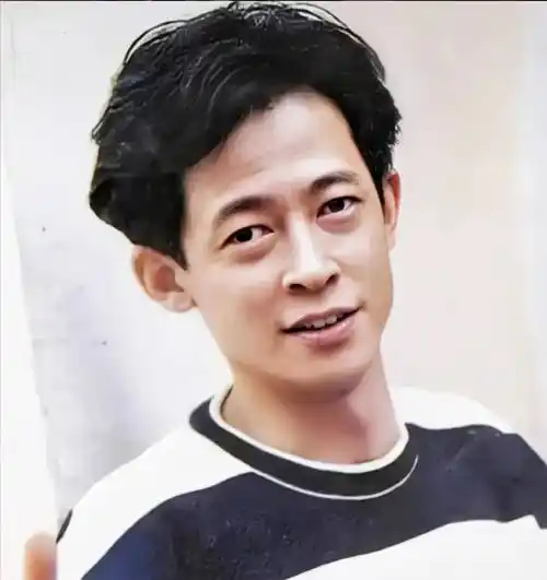 没有人年轻时莽撞,王志文却不浮躁.