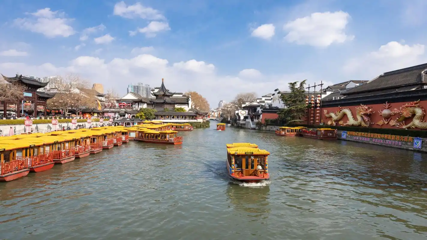 江苏# 江苏十大著名景点排行榜: 第一名:苏州园林#苏州园林#  第二名