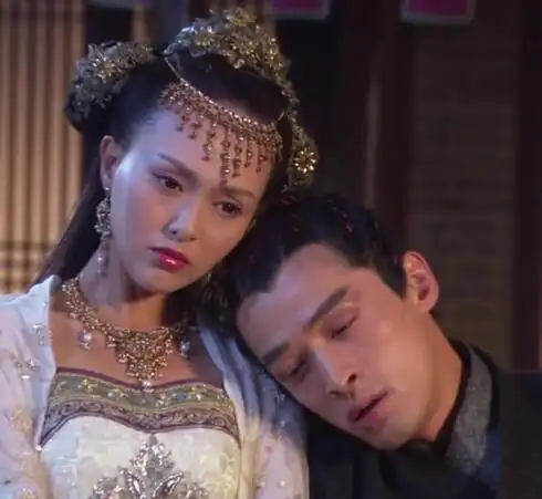 宇文拓喜欢宁珂还是小雪