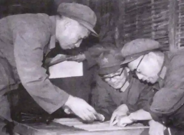 他是39军原军长,当军长时被破格升为副总参谋长,1994年晋升上将