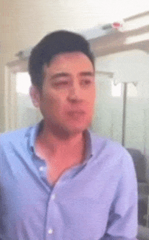 于和伟打针的表情真的太搞笑了