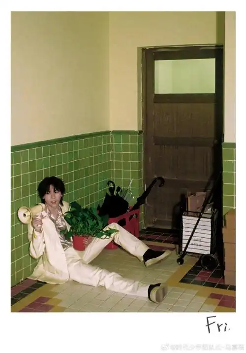 马嘉祺珍珠项链缎面西装##马嘉祺个人ep长发写真